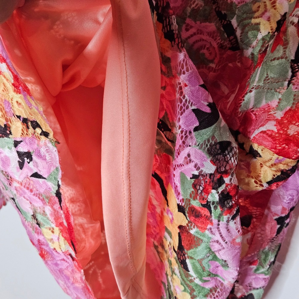 Boston Proper NEW Printed V Neck Scalloped Lace Top Floral Womens Large Vibrant - Picture 4 of 5
